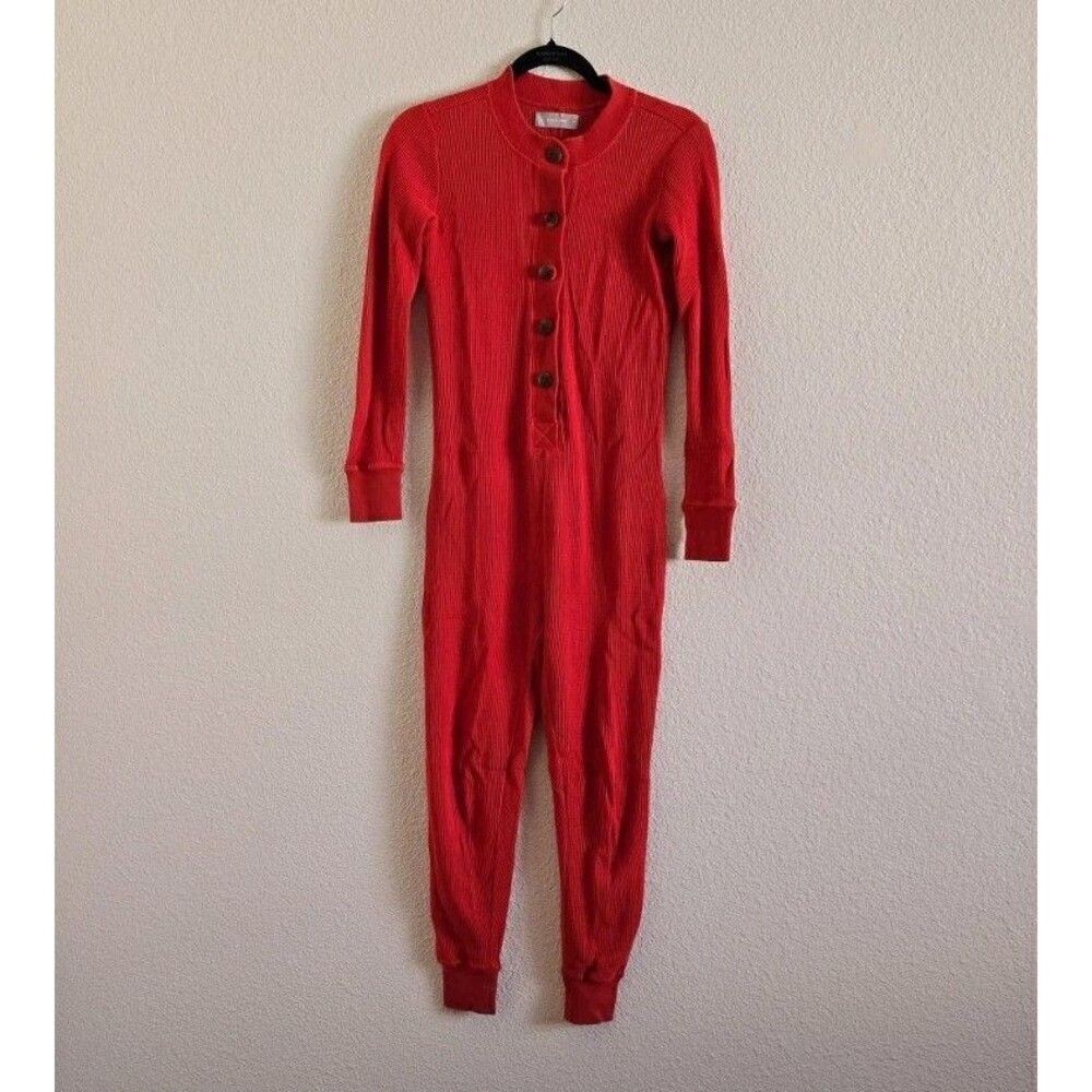 Everlane Waffle Knit Henley One Piece Button Up Jumpsuit in Currant Size XS - Picture 2 of 6
